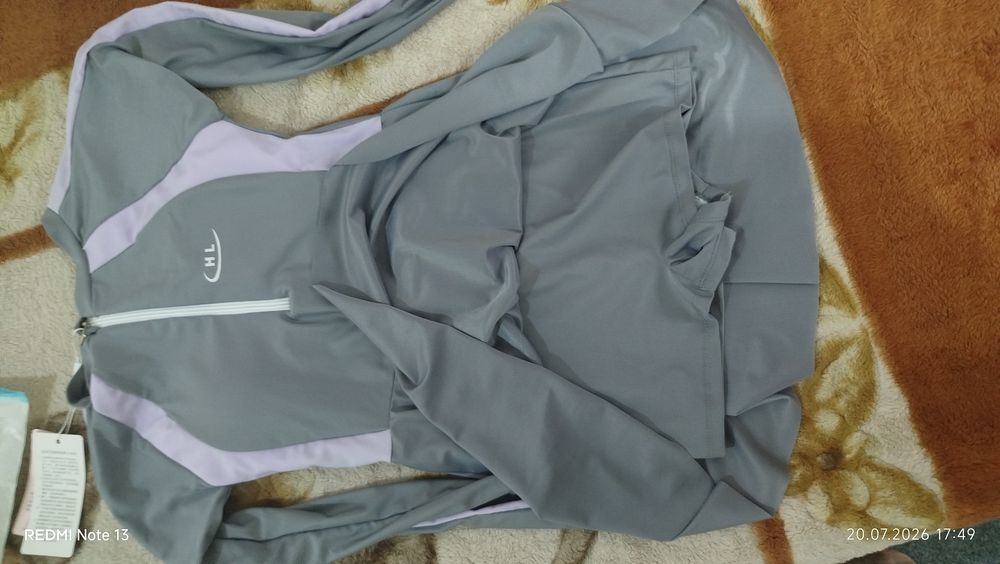 Продам новый купальник