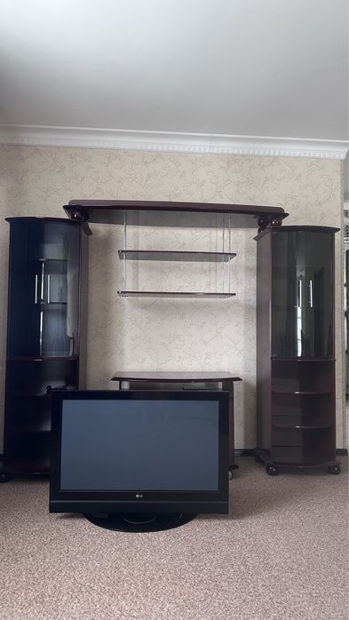 Продам шкаф под телевизор