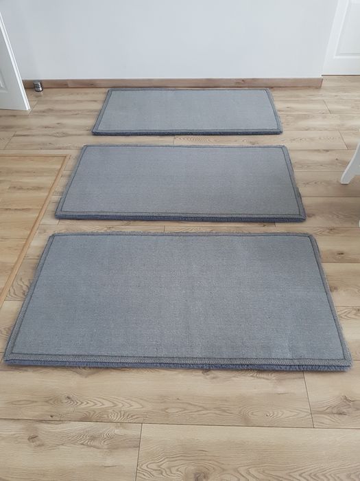 De vânzare 3 piese covoare