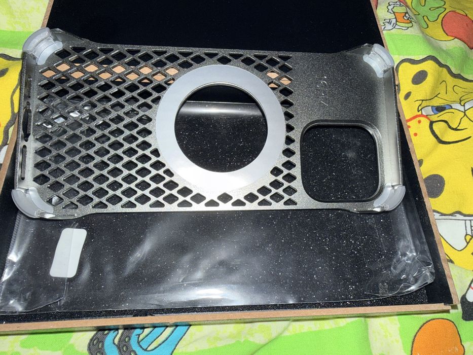 Huse metalice Iphone 16 Pro max