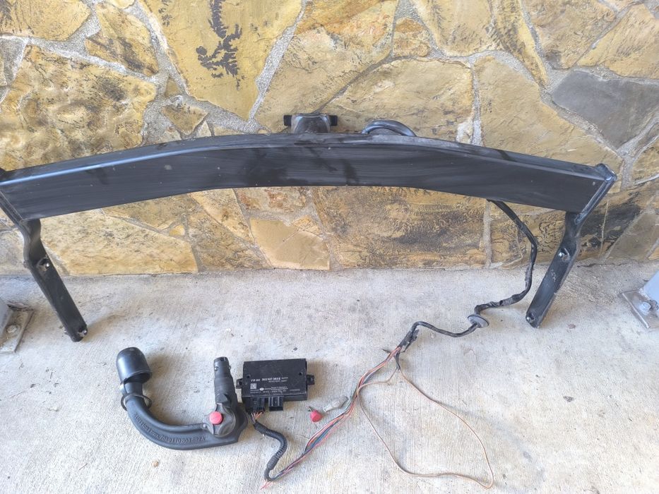 Теглич за VW TOURAN 2008