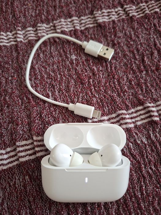 Casti wireless (ear buds)