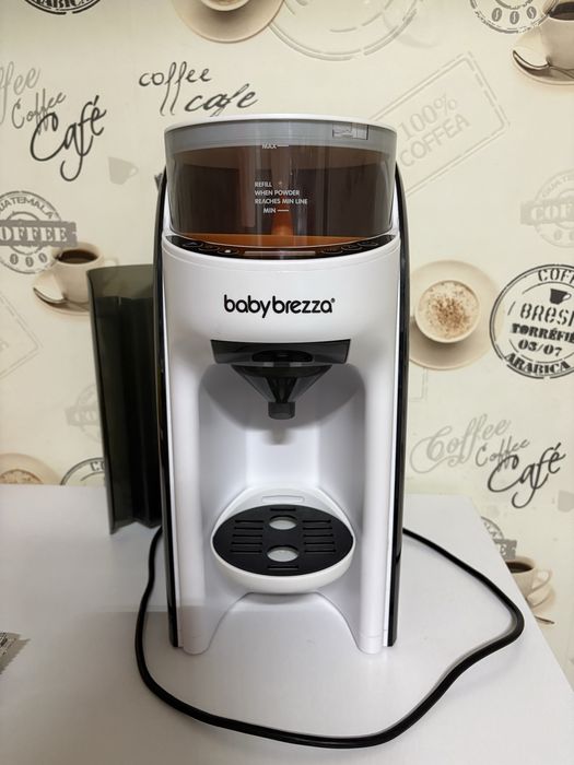 Baby Brezza – Aparat automat pentru prepararea formulei de lapte praf pentru bebeluși