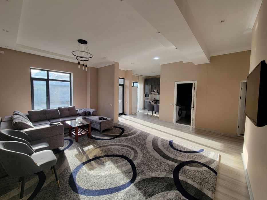 ShOSHILINCh! 3 sotix yer maydoni va yangi uy — kirib yashang!