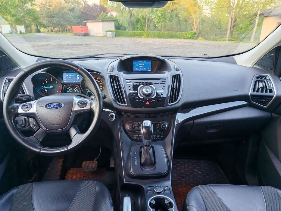 Vând Ford kuga 2.0 163cp Automat 2015
