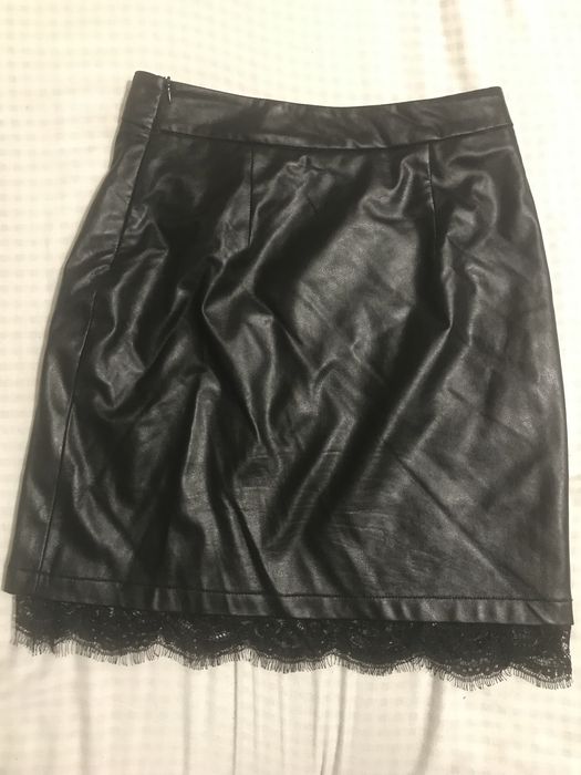 Кожена пола, тип “Прегърни ме” от 100% Polyester