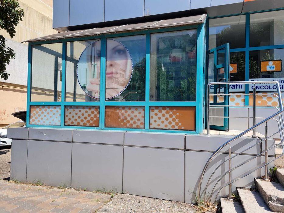 Inchiriez(vand) spatiu comercial  utilat bar,CALEA REPUBLICII 31,BACAU