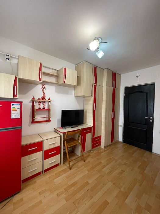 Proprietar închiriez garsonieră in sector 3 langa metrou 1 decembrie