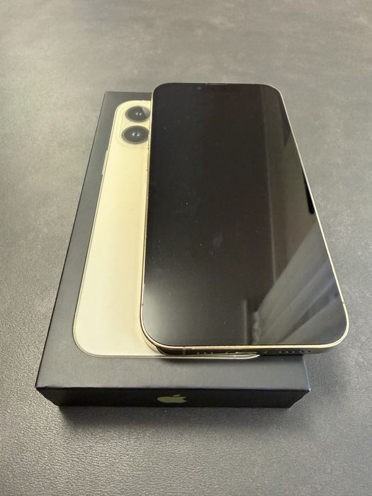 Iphone 13 pro 128gb gold с подарък case и протектор