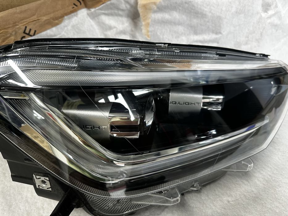 Far dreapta full led vw taygo.cod:2G7941078.
