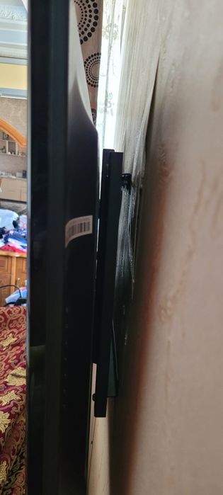 Телевизор Haier le32t1000 с кронштейном