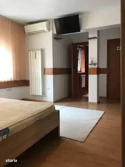 Calea Victoriei-Universitate metrou 3-4min