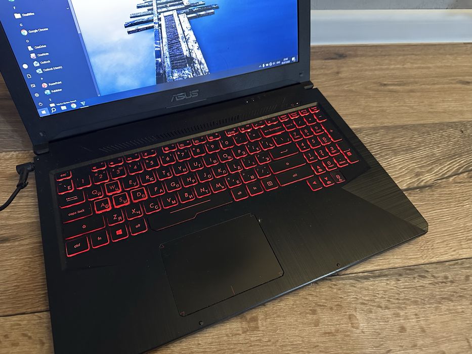 Игровой ноутбук Asus