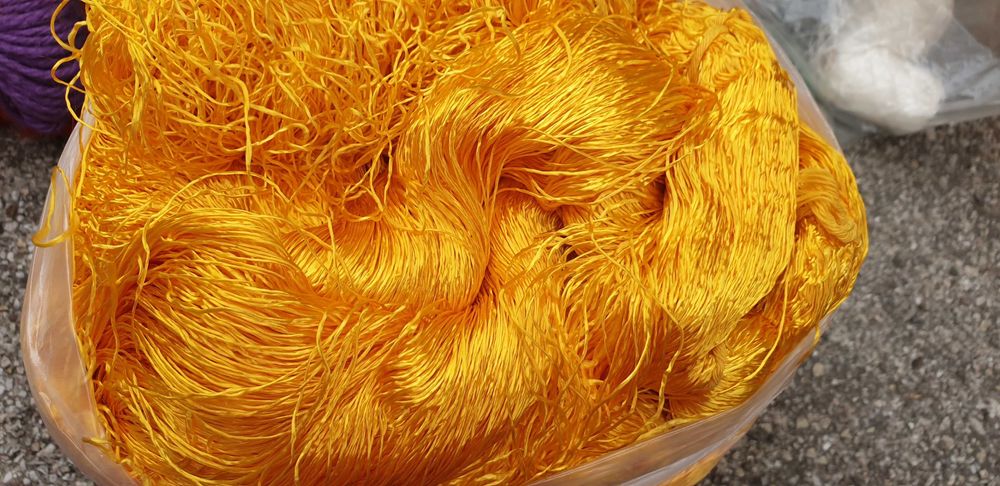 Прежда вискозна/целулозна цветна коприна за плетене, бродиране, тъкане