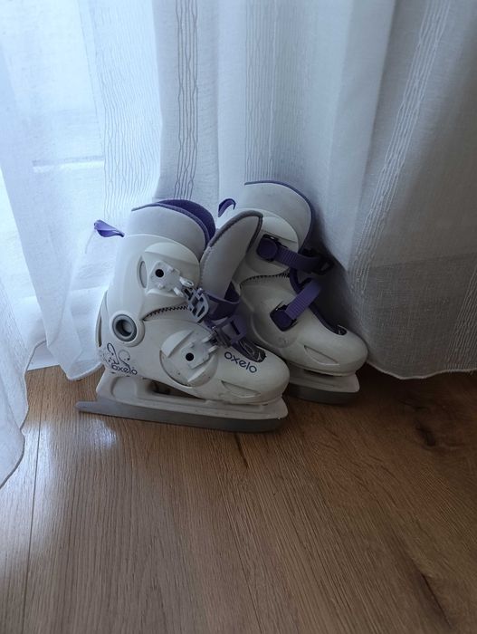 Patine fete mărime 30-32