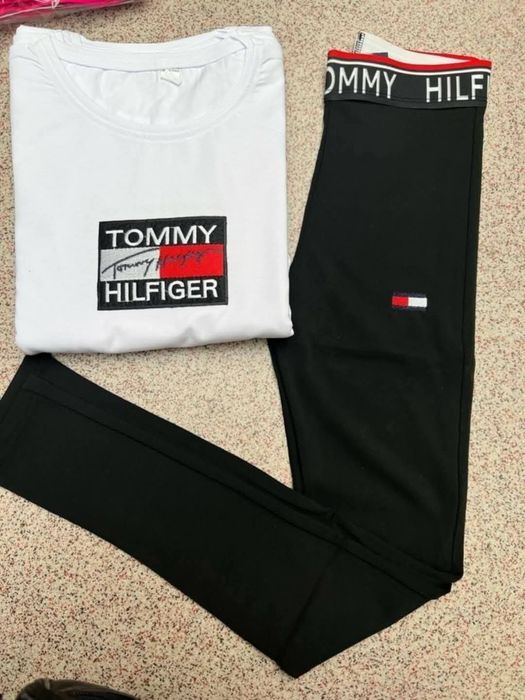 Compleu dama tricou+ colanti