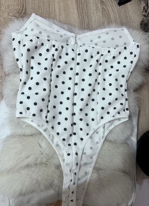 Polka dot елегантно боди