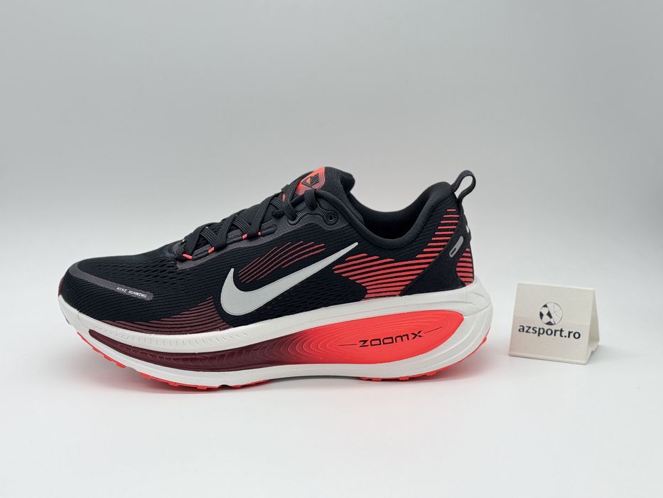 Nike Vomero 18 Noi Originali (40,5)