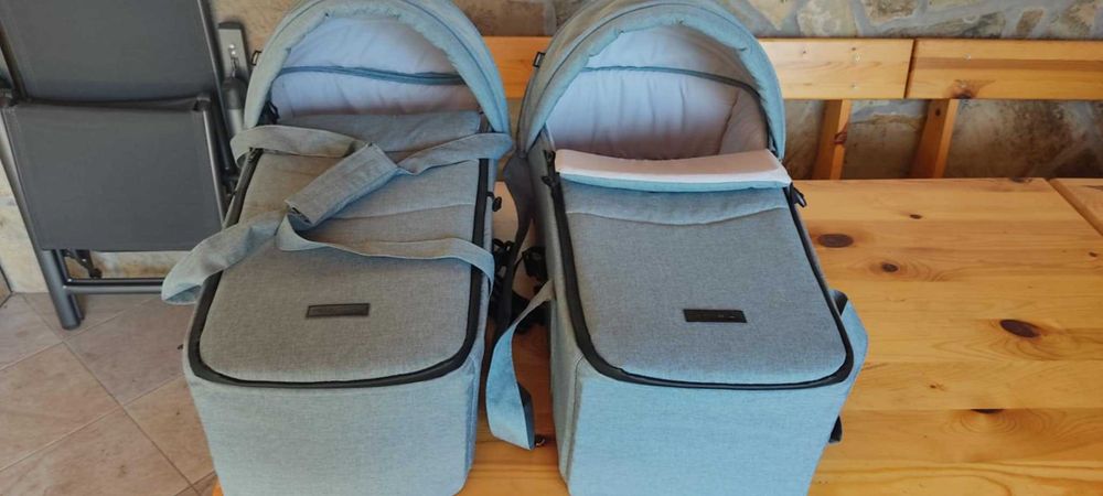 Количка за близнаци