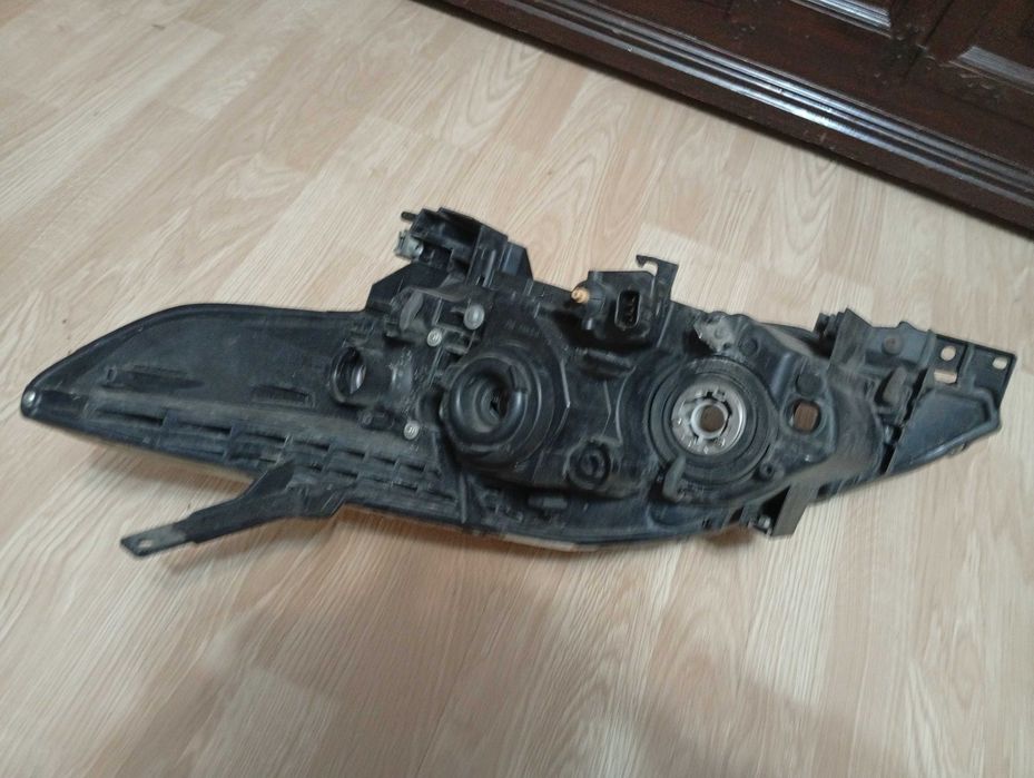 Фар за Мазда 5 2008г