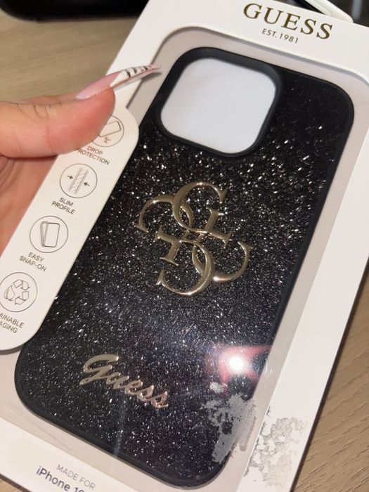 Guess кълъф за iPhone 16 Pro