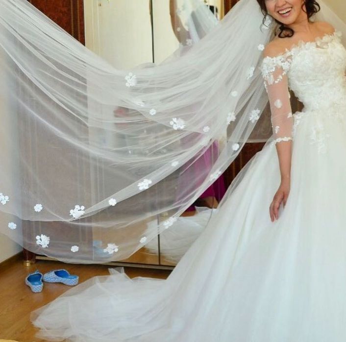 Свадебное платье