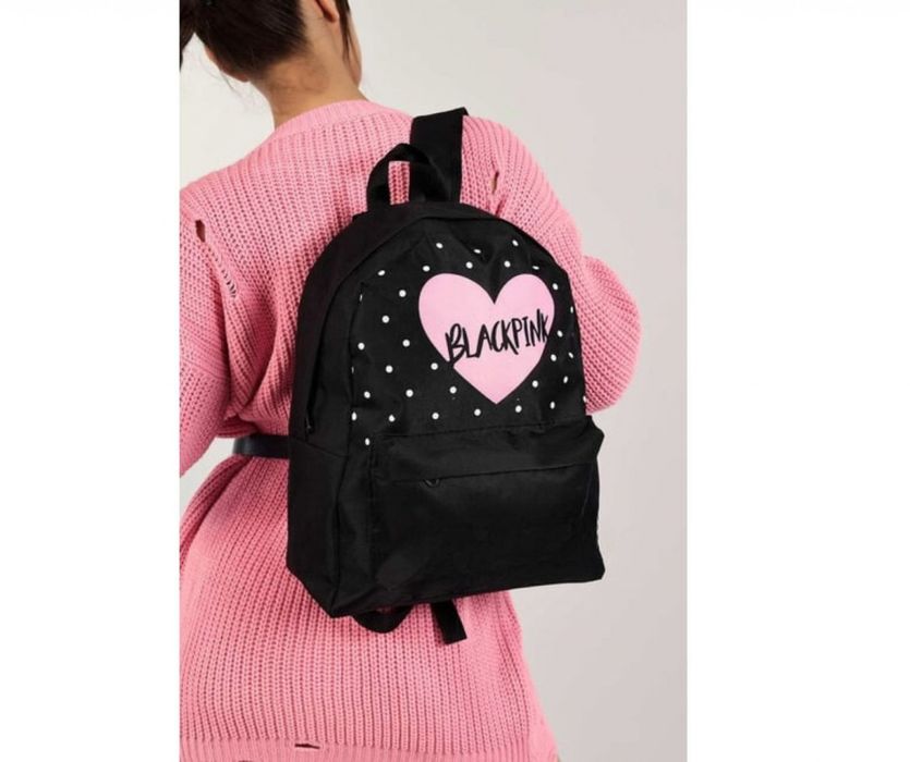 Спортна ученическа раница Blackpink с емблема сърце