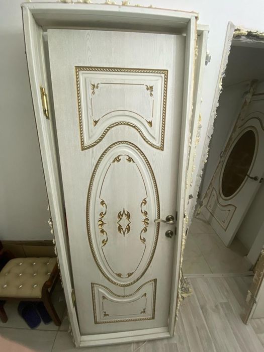 Таза агаштан 4 есик сатылады