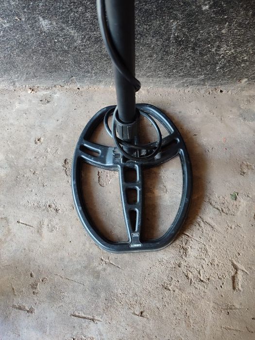 Металоискатель Срочьно Продаетсч