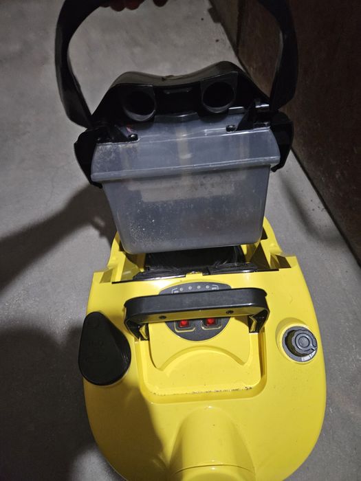 Karcher SV7 прахосмукачка пароекстрактор ползван 3 пъти