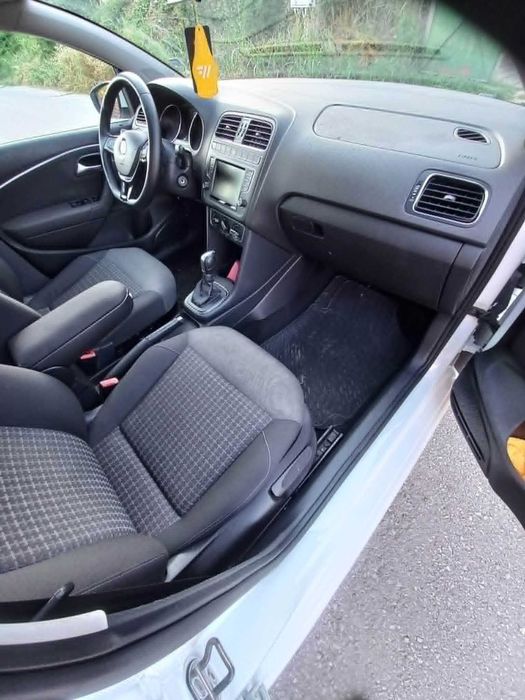 VW Polo 1.4 бял автоматик