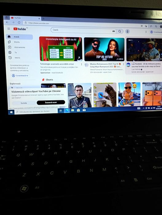 Laptop Lenovo cu 8GB RAM și HDD 500Gb