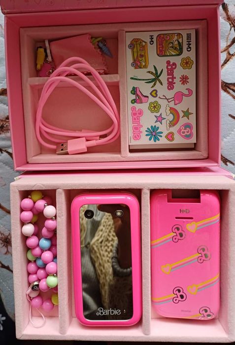 HMD Мобилен телефон HMD Barbie