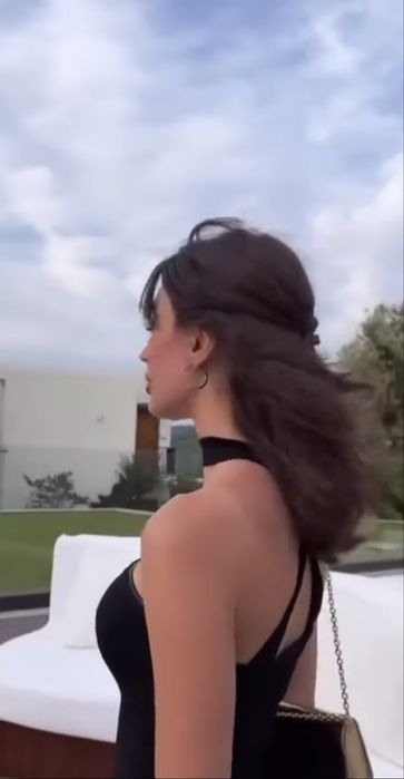 Новое вечернее платье.