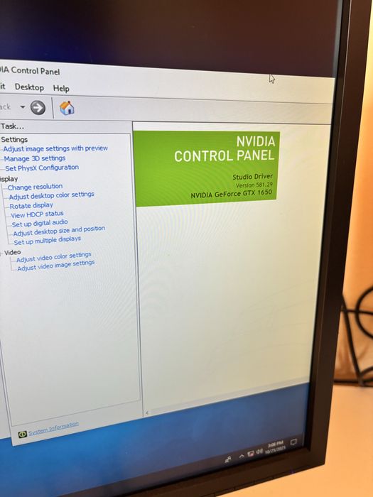 Calculator/PC Gaming• ryzen 5• 16gb ram• Nvidia Gtx 1650 •SSD