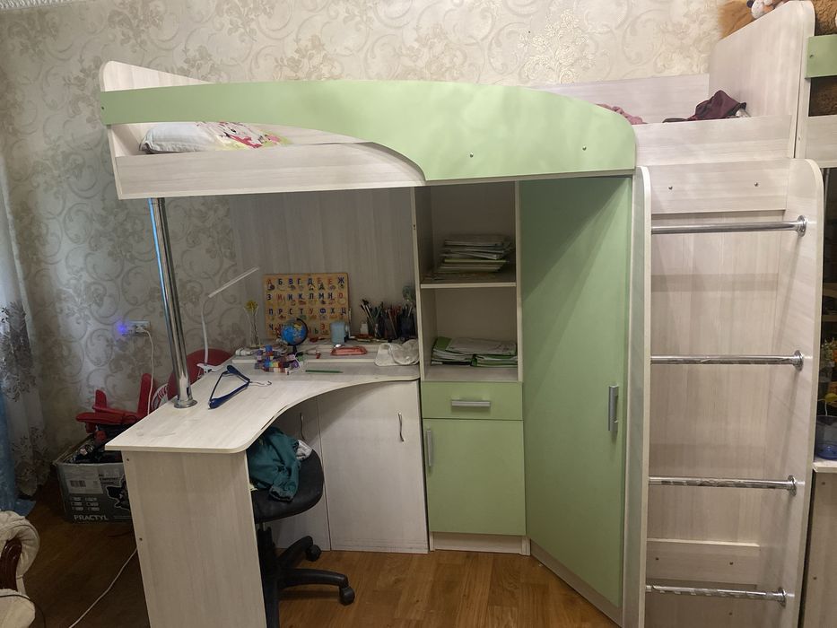 2 детских кровати одинаковых
