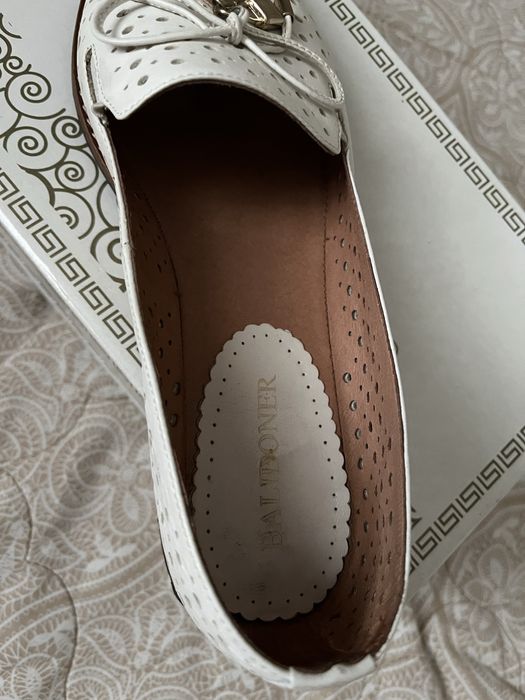 Продам туфли летние кожа