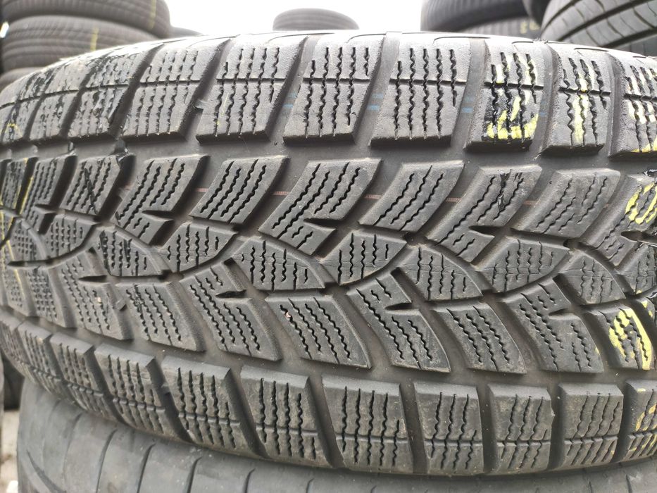 1бр Зимна гума 215 65 17 - Goodyear - DOT 2024