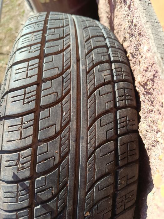 Шины пара р13 в отличном состоянии