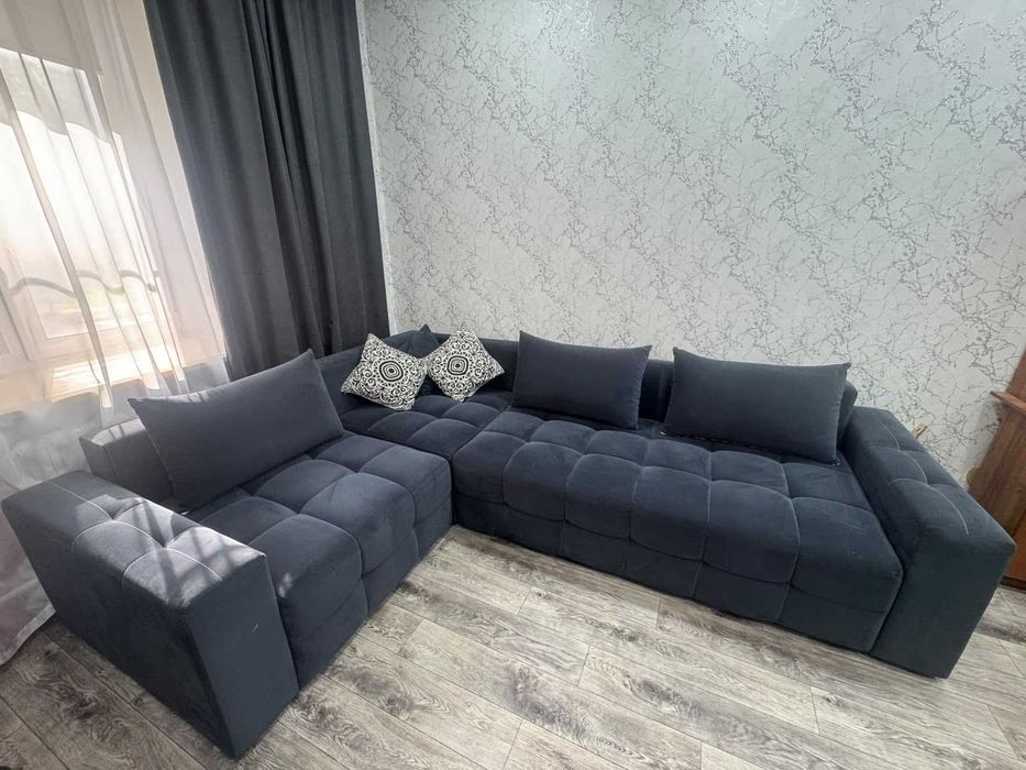 Продам большой диван