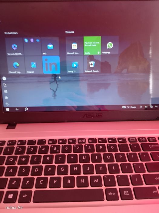Laptop Asus Intel Celeron 1,1ghz 4gb ram 200gb HDD windows 10 pro ok