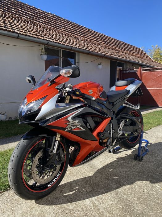 Suzuki GSX 600 R K9