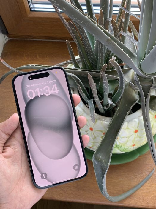 Телефон iPhone 15 128gb