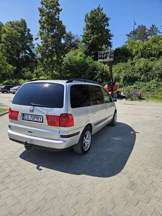 Seat alhambra