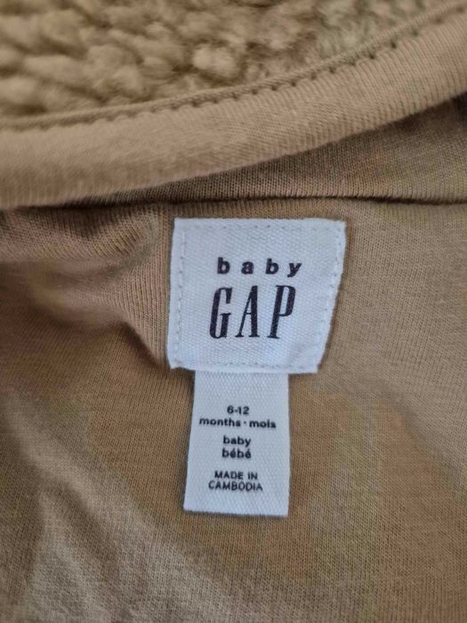 чисто нов плюшен гащеризон Baby GAP 6-12 месеца