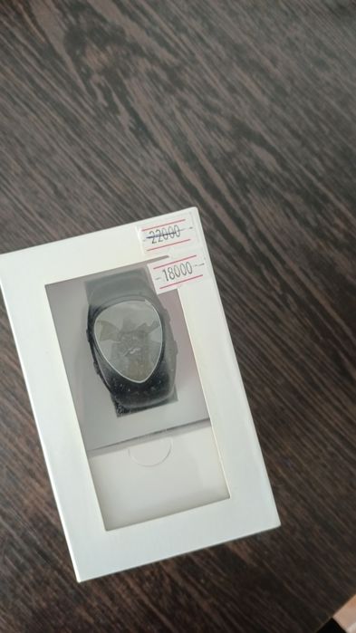 Продам детские часы с gps