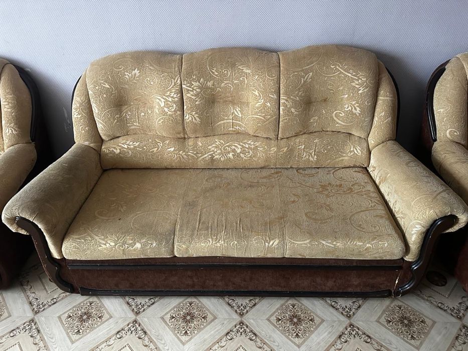 Продам Диван и кресло