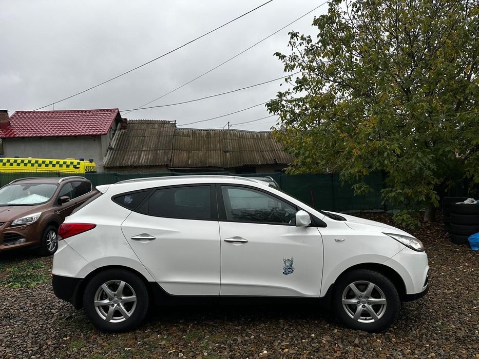 HYUNDAI ix35 2012 — imagine 4