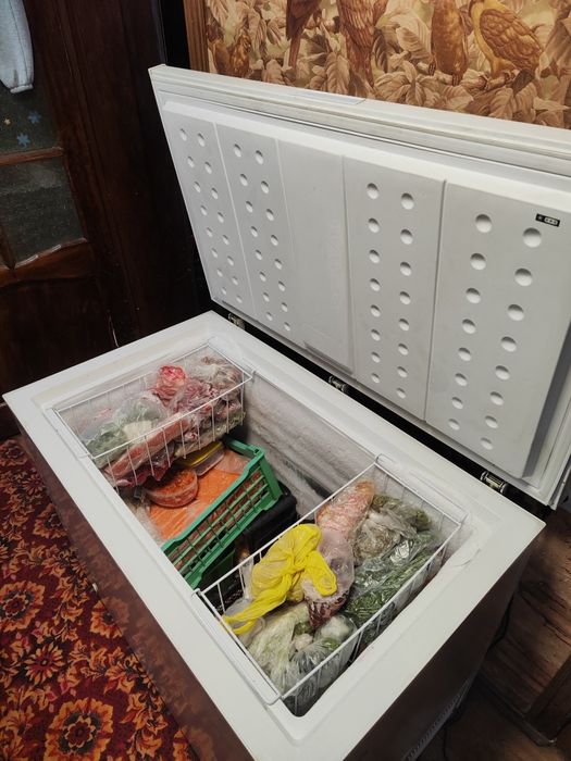 Ларь, морозильная камера