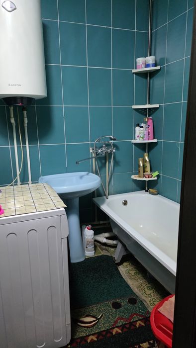 Продам 4 комнатую квартиру